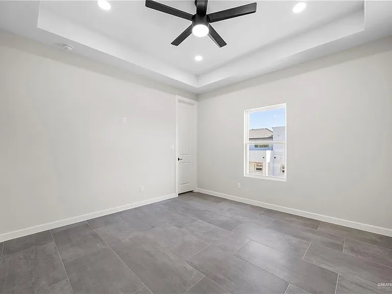 2203 Dorado Dr — Photo 12