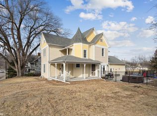 511 E Washington St, Mount Pleasant, IA 52641