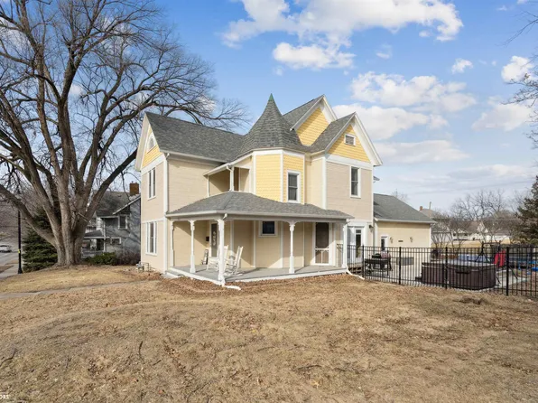 511 E Washington St, Mount Pleasant, IA 52641