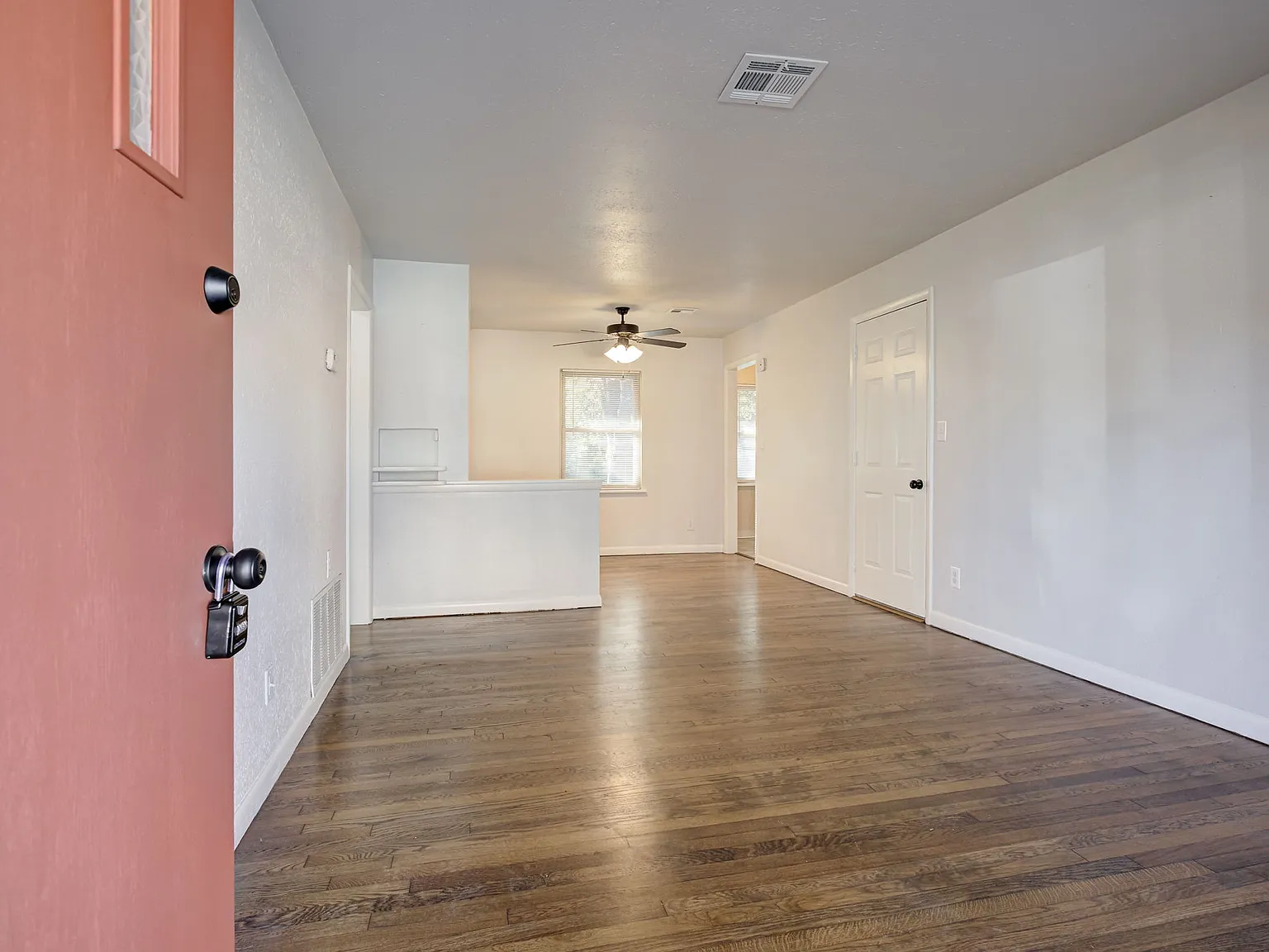 806 Denison Drive - 1 — Photo 3