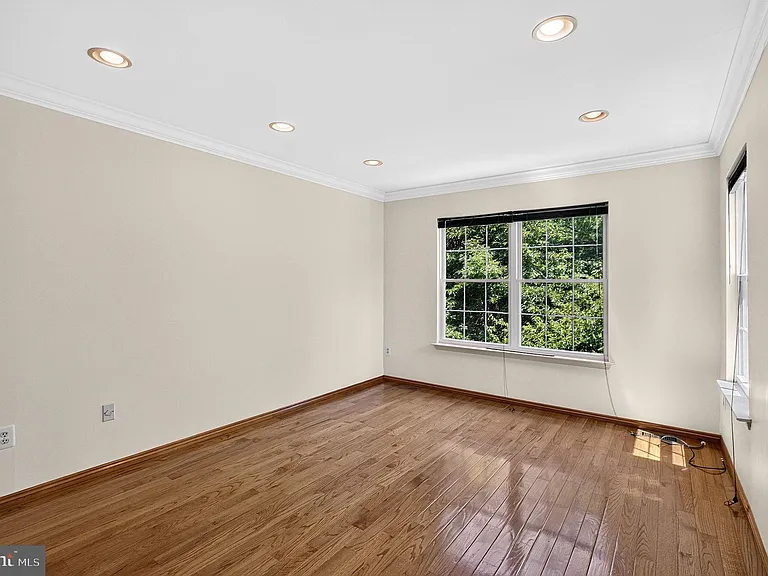 34B Chicopee Dr — Photo 18