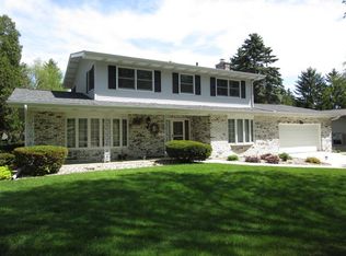 6322 Keelson Dr, Madison, WI 53705