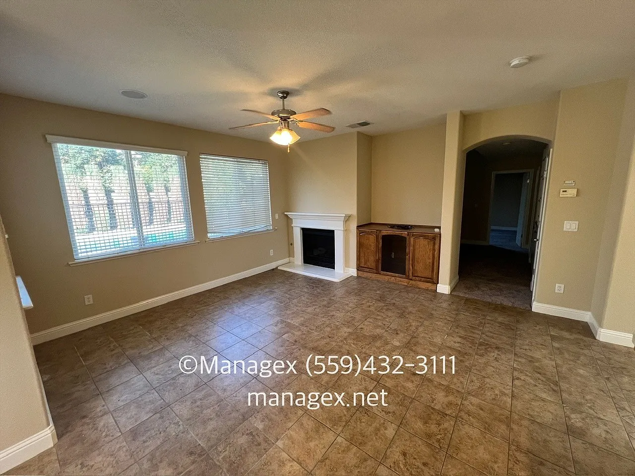 4 bed, 2526 sqft, $3,195 — Photo 4