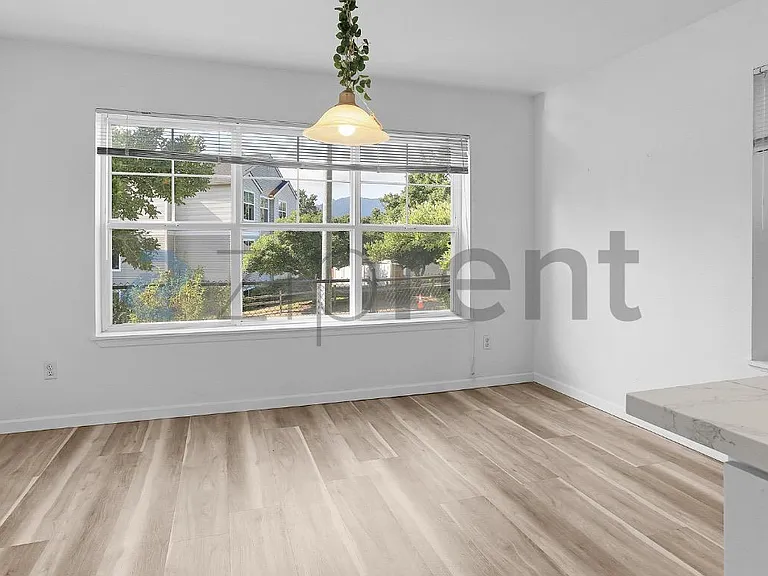 23420 SE Black Nugget Rd #A105 — Photo 7