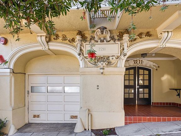 2nd image of 2211 Broderick St APT 1