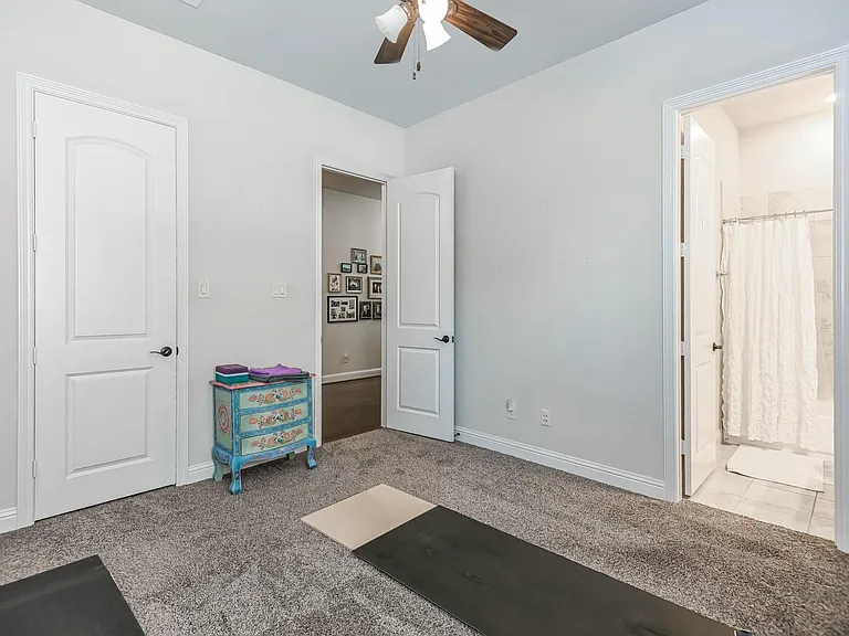 6110 Meadow Bluff Ct — Photo 19