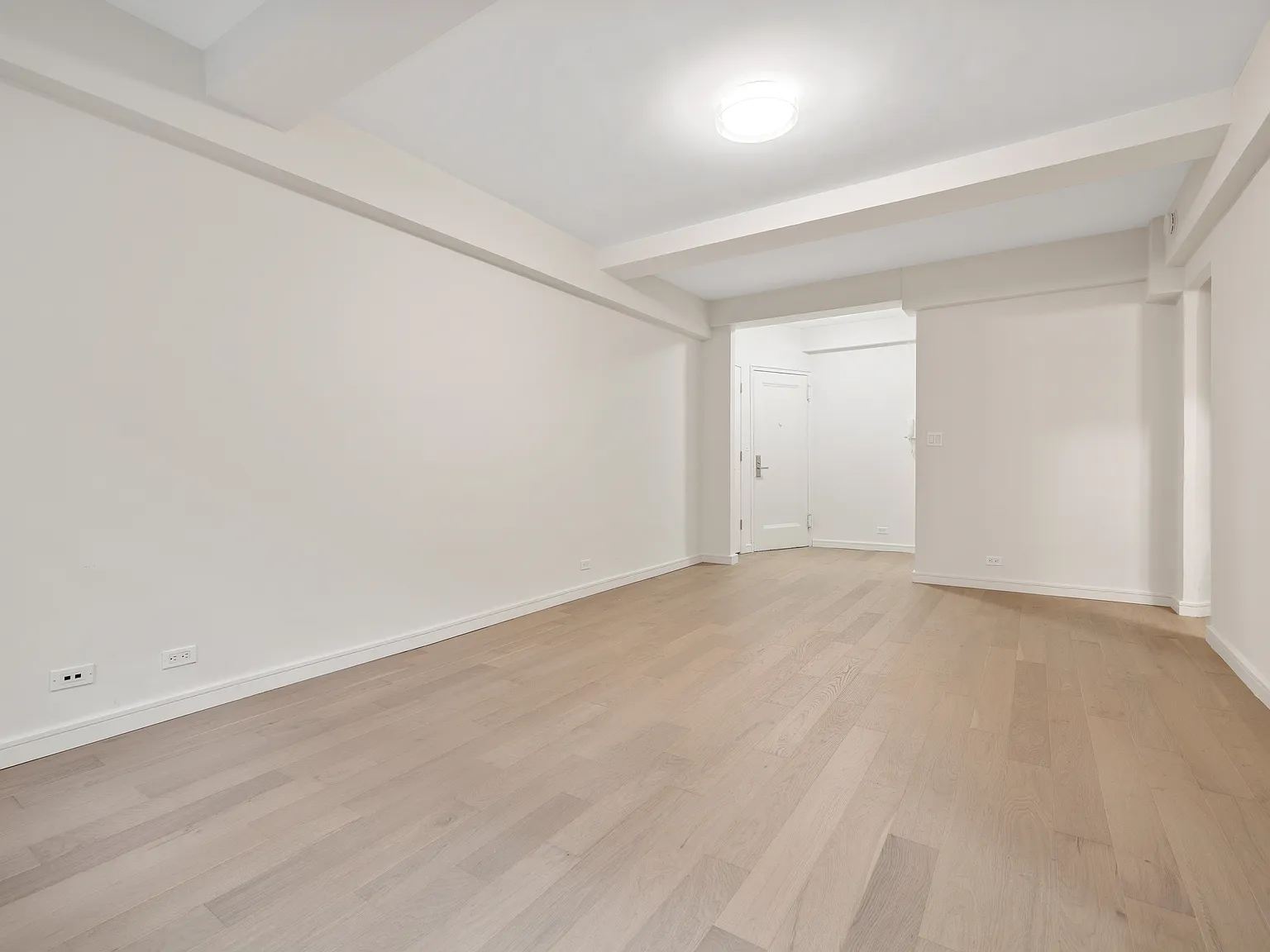 340 East 52nd Street — Photo 3