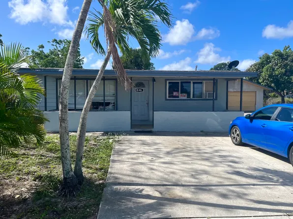 1846 Maple Dr, Fort Myers, FL 33907