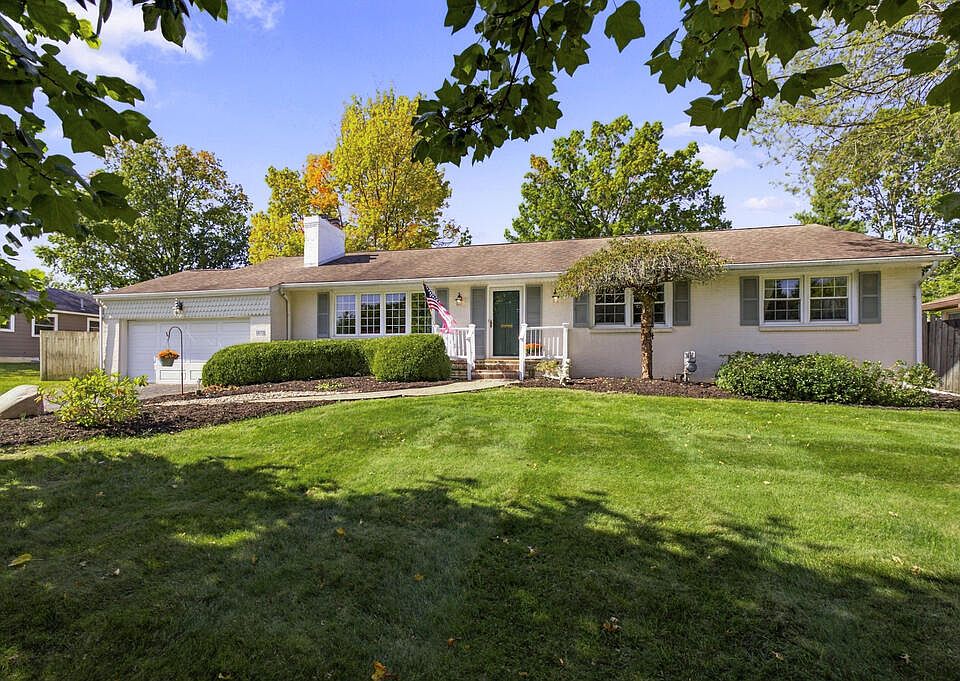 1st image of 1070 Laurelwood Rd