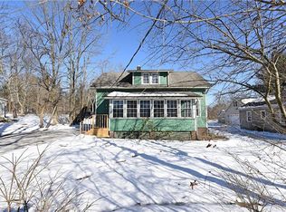 325 South St, Chardon, OH 44024