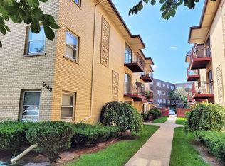 5509 W Higgins Rd #3B, Chicago, IL 60630