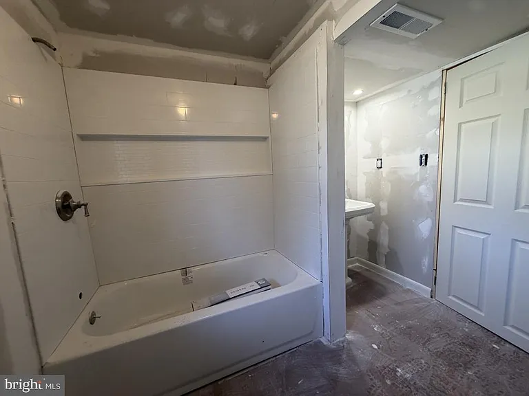 322 Nicholson Rd — Photo 26