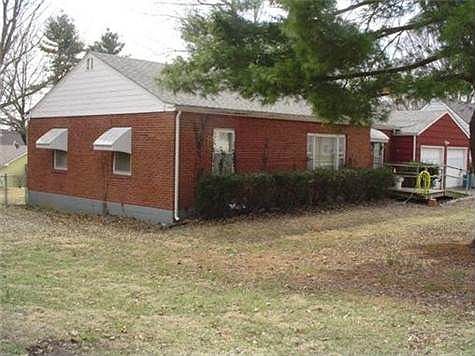 3rd image of 1405 W Bryson St