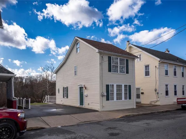 1130 Front St N, Catasauqua, PA 18032