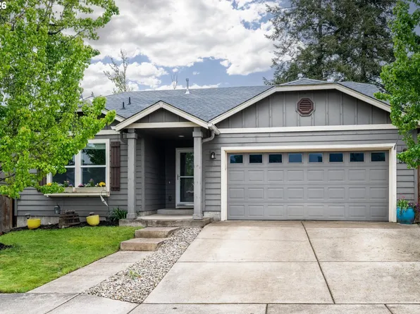553 S 48th Pl, Springfield, OR 97478