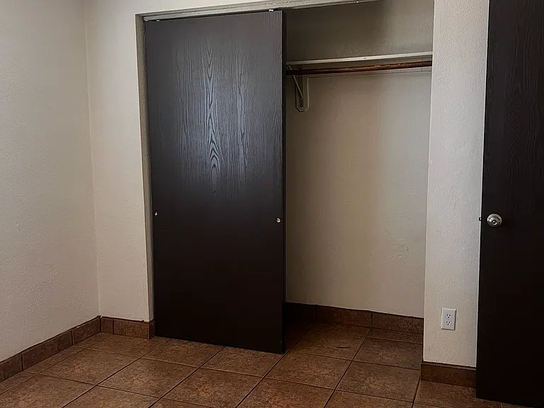 1921 N Madelyn Ave — Photo 17