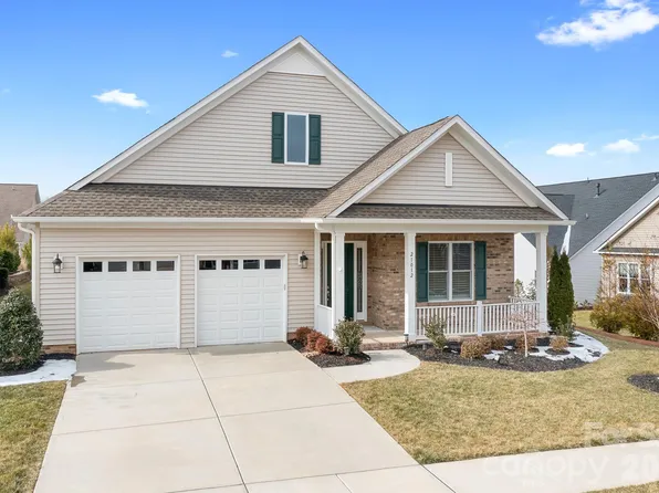 21012 Molly Harper Dr, Cornelius, NC 28031