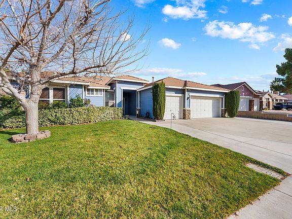 5th image of 43334 Shady Hollow Ln