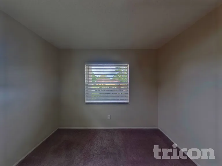 125 Hidden Lake Dr — Photo 12