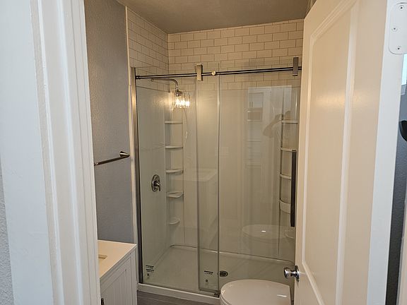 4th image of 263 Del Mar Ave