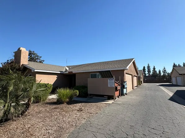 2563, 132-138 N Peppertree Ln, Visalia, CA 93291