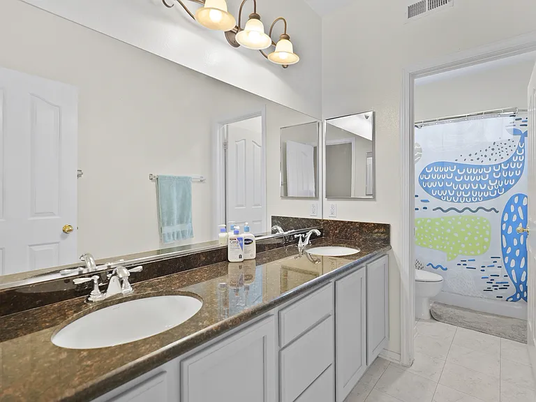 33389 Barrington Dr — Photo 17