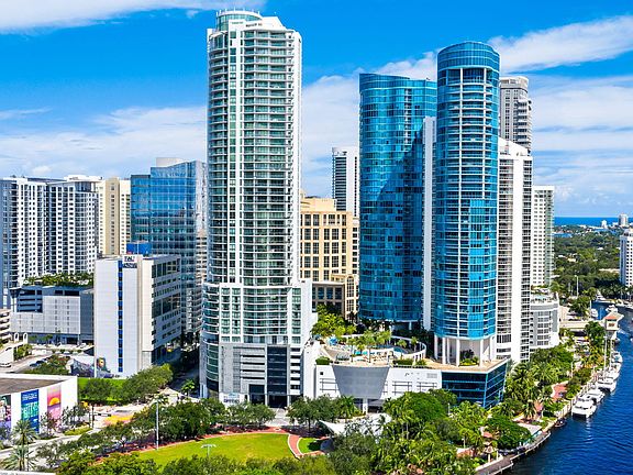 2nd image of 100 E Las Olas Boulevard #3804