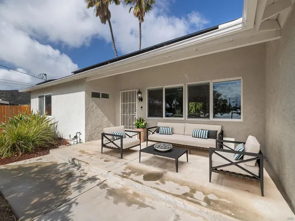 9208 Holmby Way, Santee, CA 92071