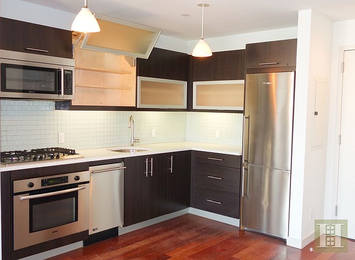 2nd image of 185 13th St APT 3B