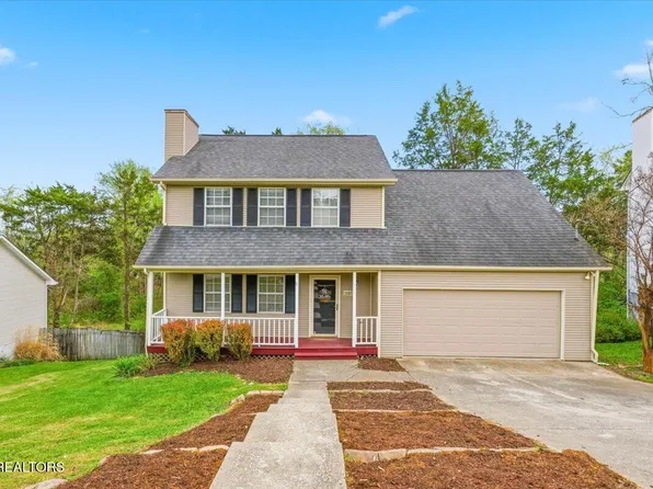 2004 Knoll Tree Dr, Knoxville, TN 37932