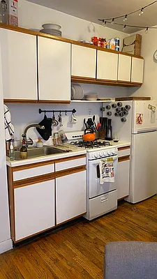 Rented by Compass | media 17