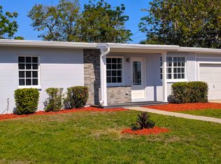 830 Sunset Ln NE, Port Charlotte, FL 33952