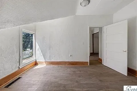 272 W Tyrone St — Photo 25