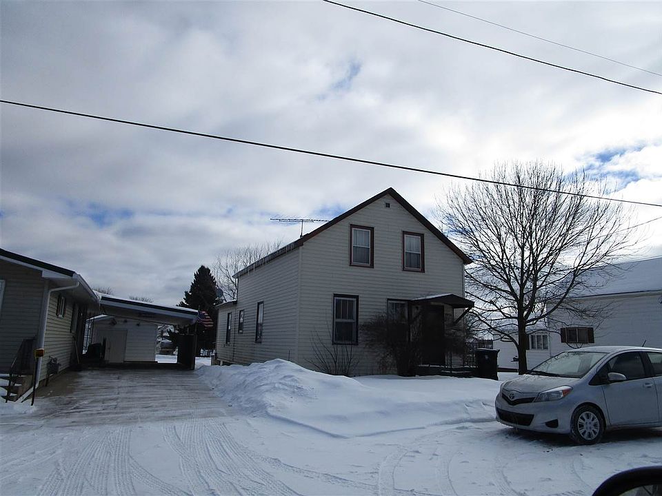 1st image of 15642 N Oak St