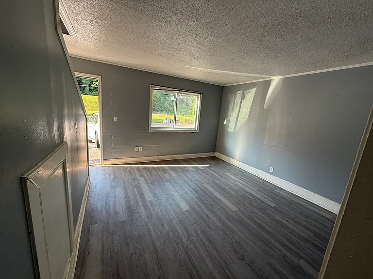 315 Reservoir St NE #4 — Photo 12