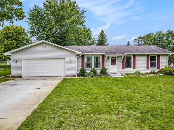 18185 Stevens Ct, Big Rapids, MI 49307