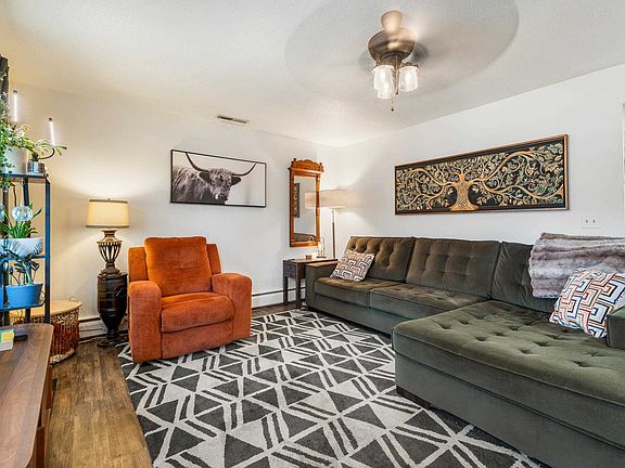 3rd image of 3407 E Anaconda Rd