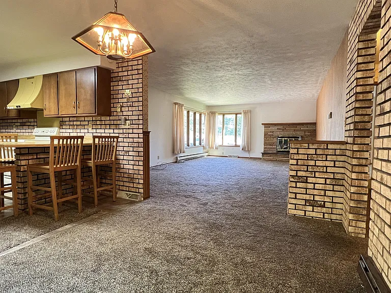 104 Sunset Dr — Photo 9