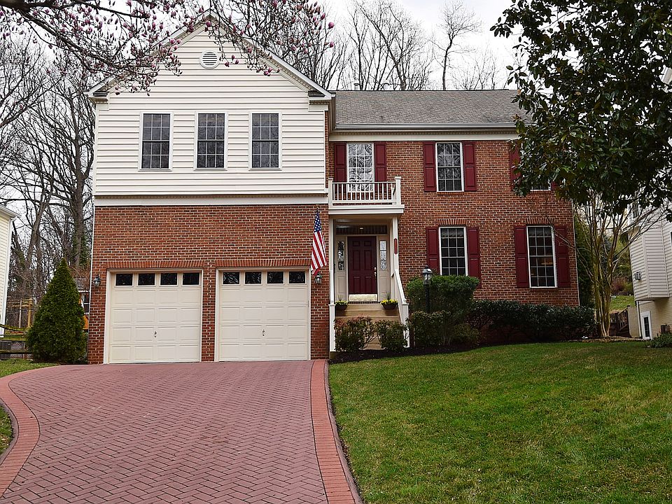 1st image of 2707 Woodley Pl