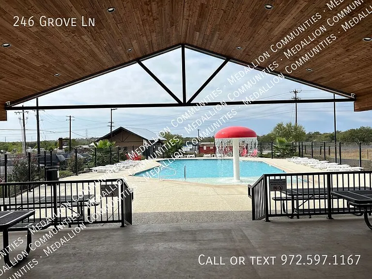 246 Grove Ln — Photo 16
