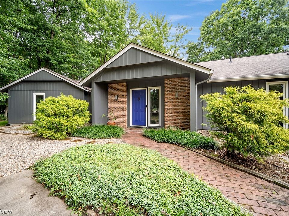 1st image of 21979 Meadows Edge Ln