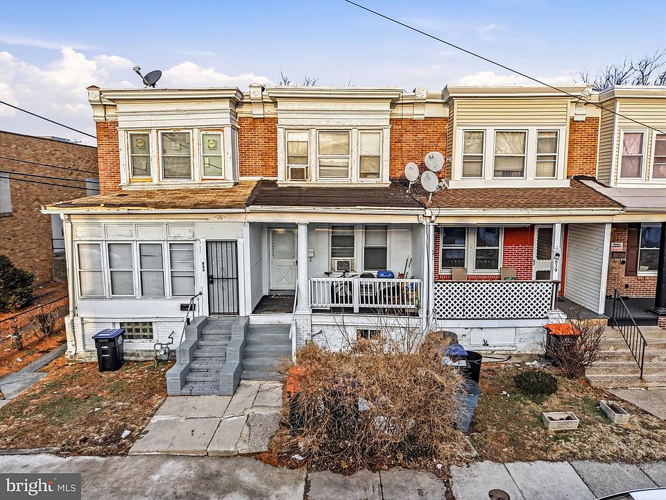 1st image of 841 Elsinore Pl