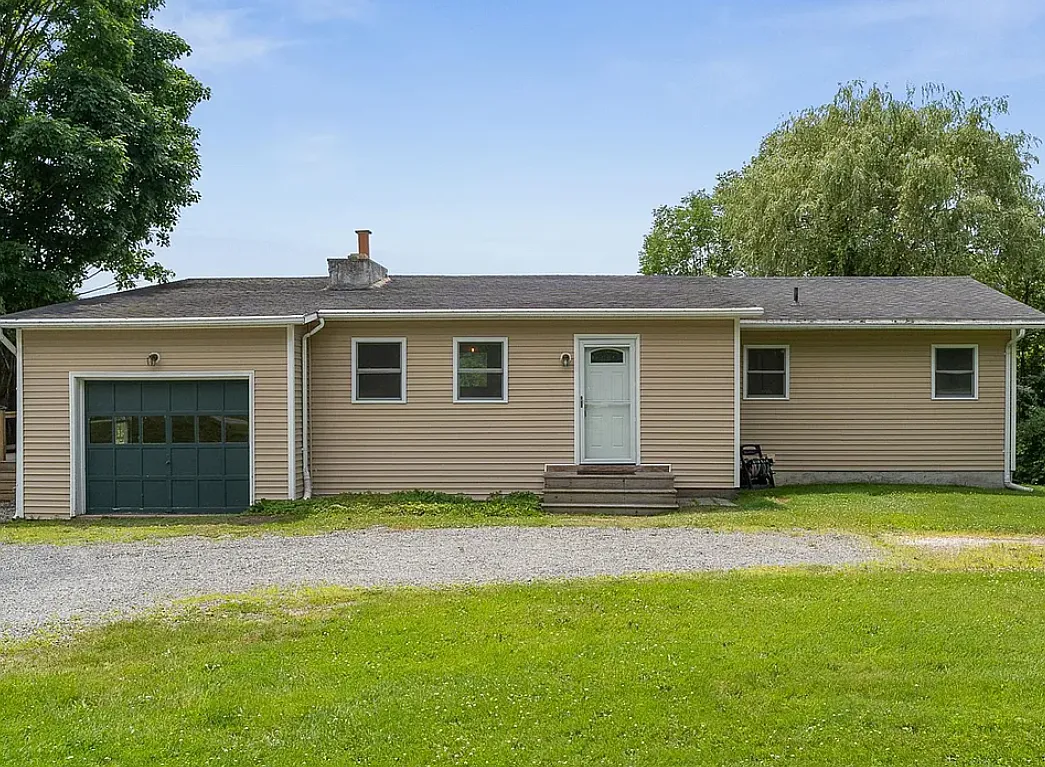 3 bed, 1490 sqft, $3,550 — Photo 1
