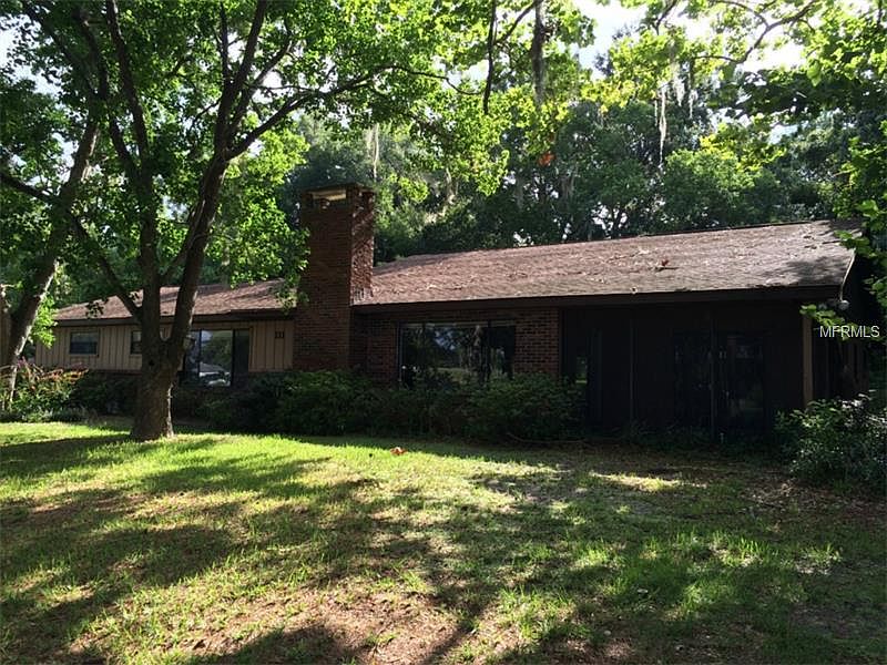 1st image of 111 Lakeside Ave