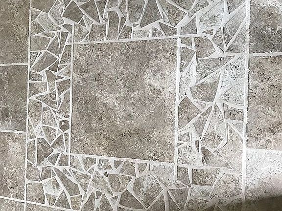 1421 Beechwood Entry Mosaic
