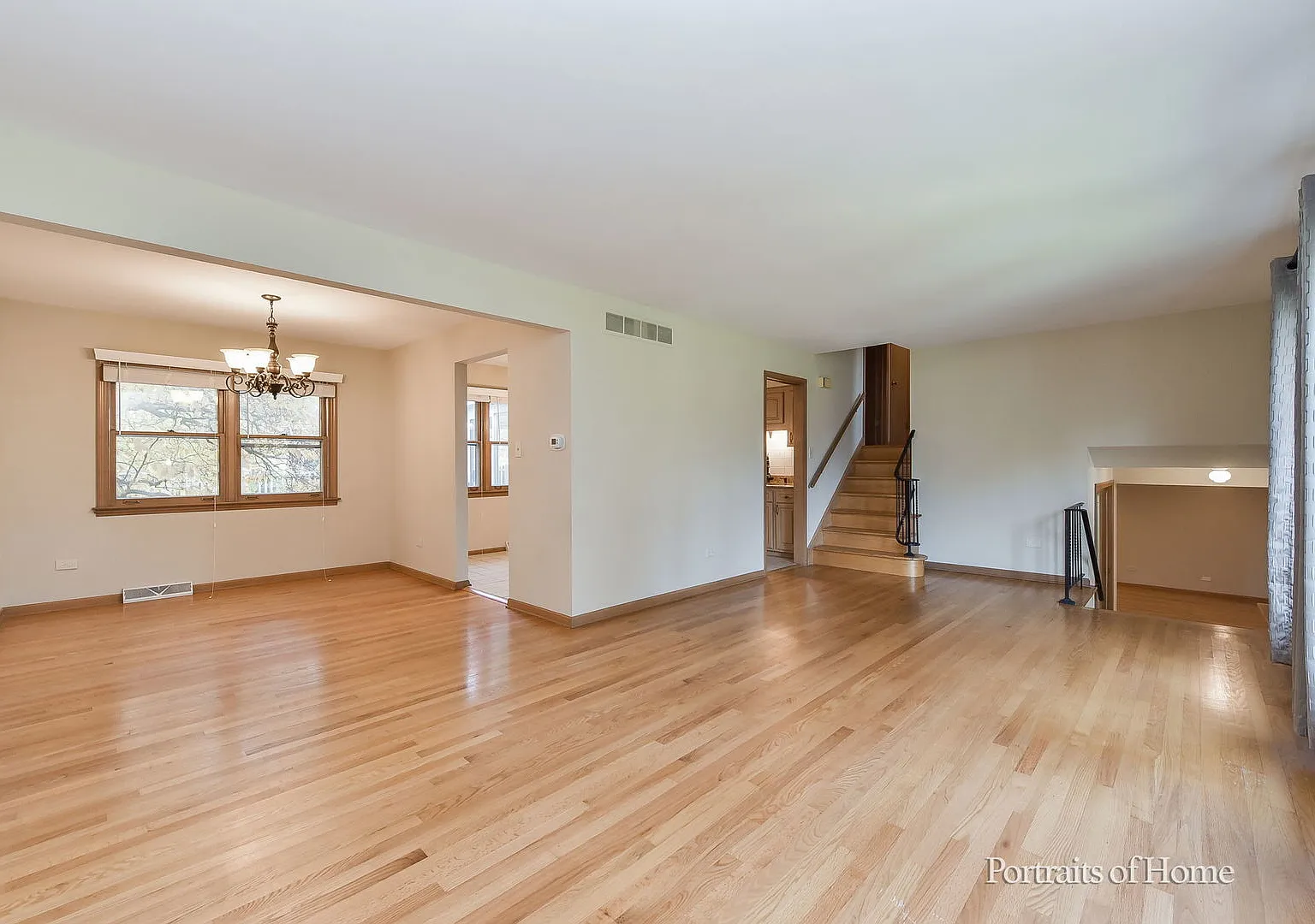 3 bed, 2.5 bath, 1852 sqft, $3,100 — Photo 4