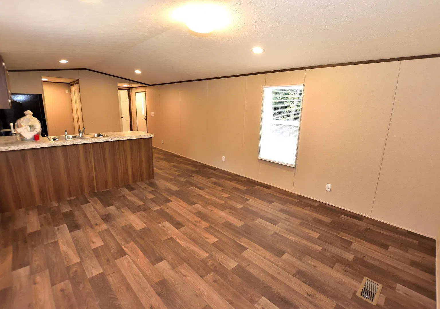 1741 Emerald Lane — Photo 2