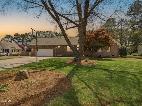 147 N Point Boulevard, Moyock, NC 27958