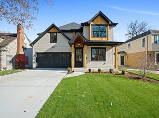 821 N Waiola Ave, La Grange Park, IL 60526