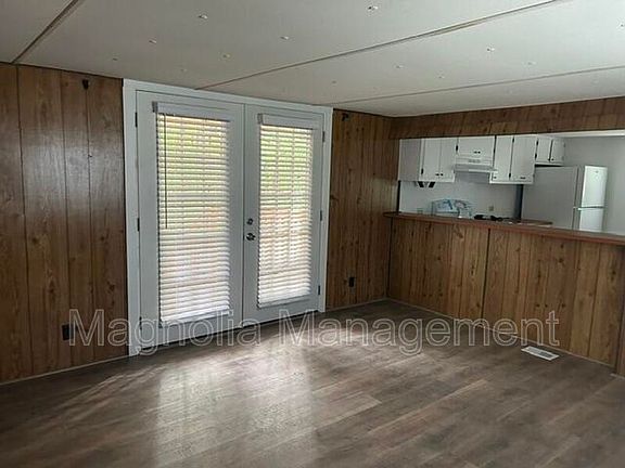 3rd image of 2185 Kittrell Rd